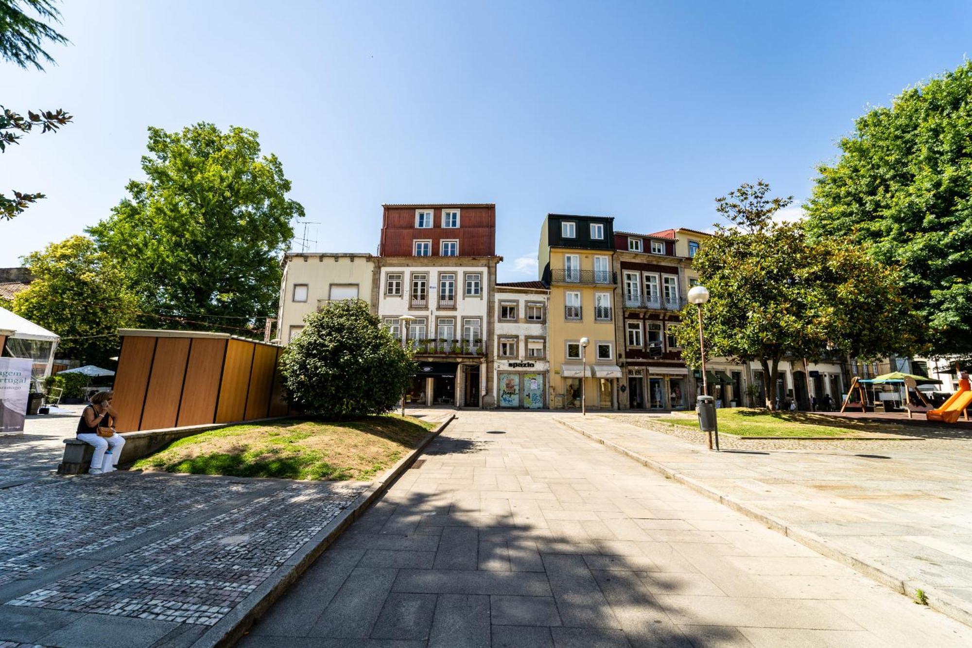 On The Square Flat - City Center By House And People Braga Kültér fotó